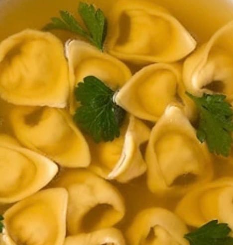 Tortellini in Brodo.